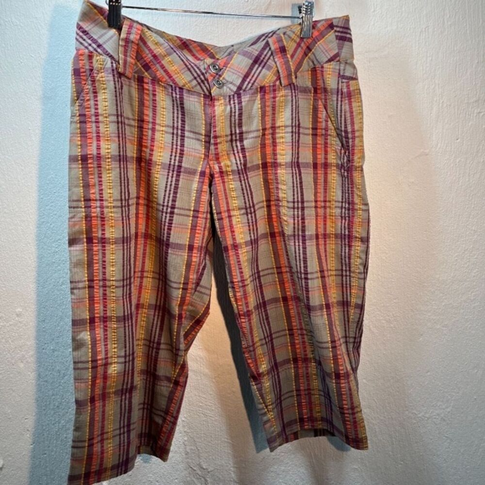 Womens Patagonia capri pants size 8